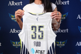 Wings Fudd Basketball