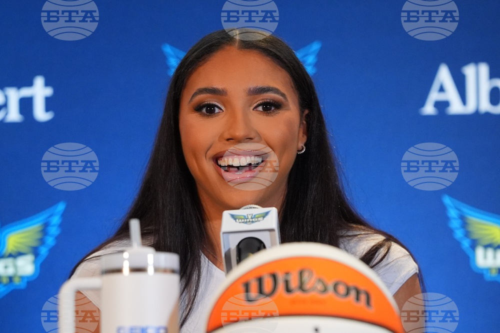 Wings Fudd Basketball