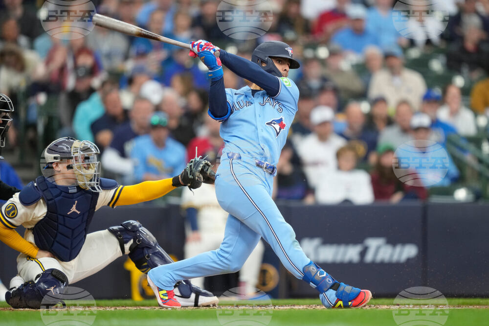Blue Jays Brewers Baseball