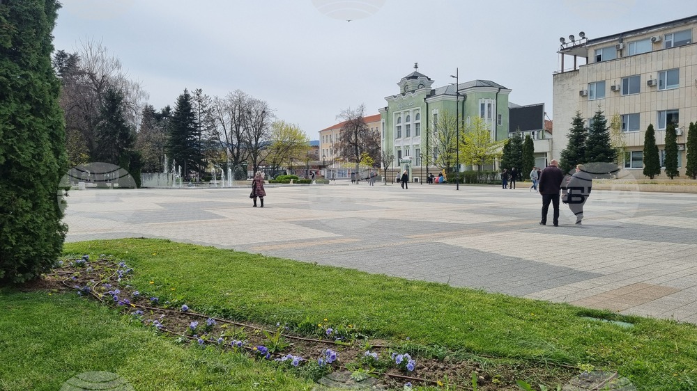 В открита приемна кандидатите за депутати от листата на ГЕРБ - СДС ще отговарят на въпроси на граждани от Търговище 