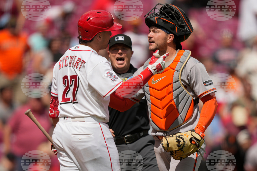 Giants Reds Baseball