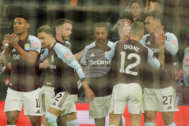 Английските Астън Вила и Нотингам Форест и португалския Брага се класираха за полуфиналите в Лига Европа