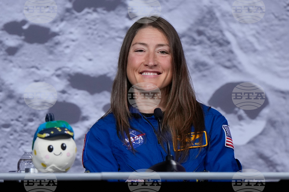 NASA Artemis Moonshot