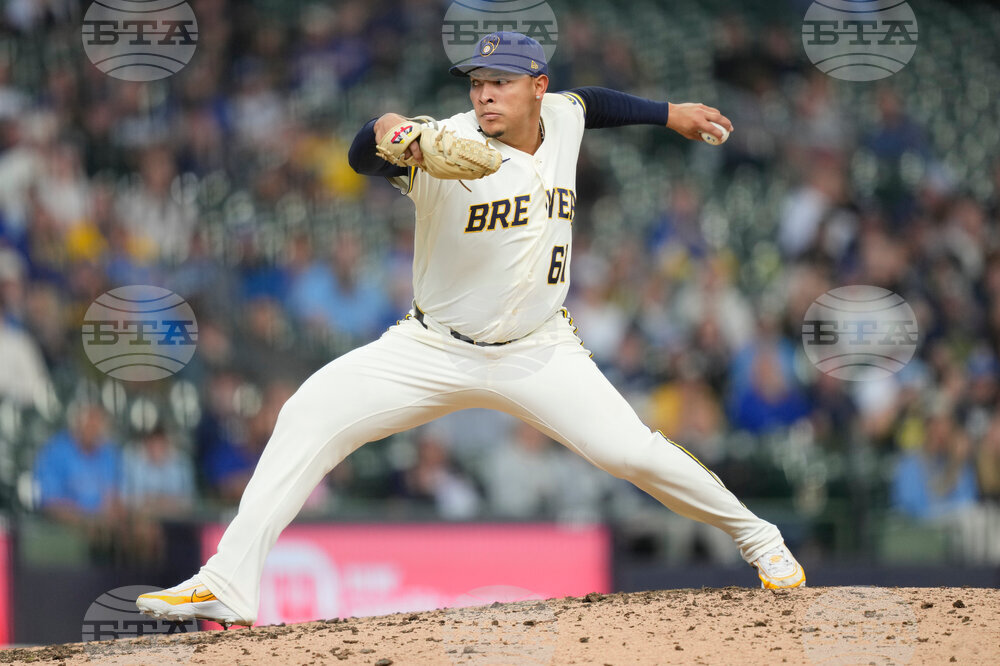 Blue Jays Brewers Baseball