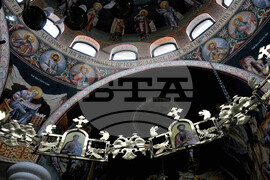 Бургас - църква - благотворителност - кампания