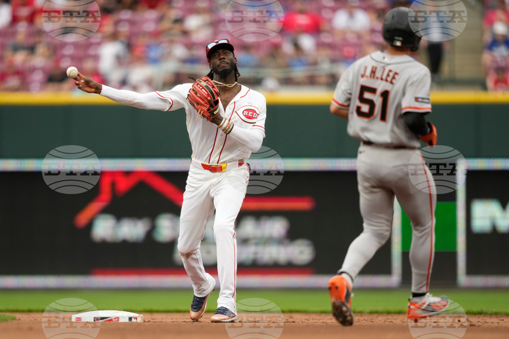 Giants Reds Baseball