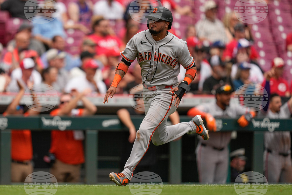 Giants Reds Baseball
