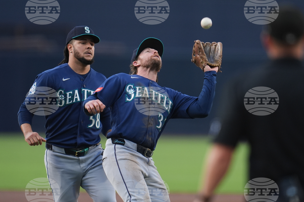 Mariners Padres Baseball