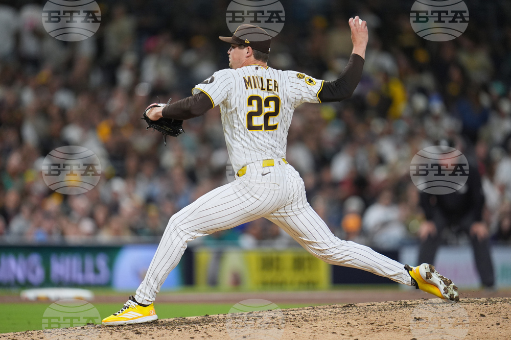 Mariners Padres Baseball