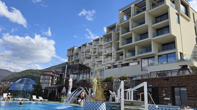 Кабинет по козметична дерматология ще бъде открит в медицинския център на спа хотел „Петте елемента“ в Сапарева Баня 