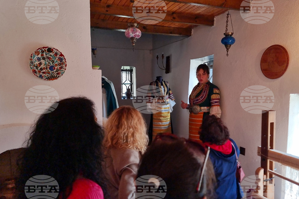 Балчик - Културен център „Двореца“ - шивалня