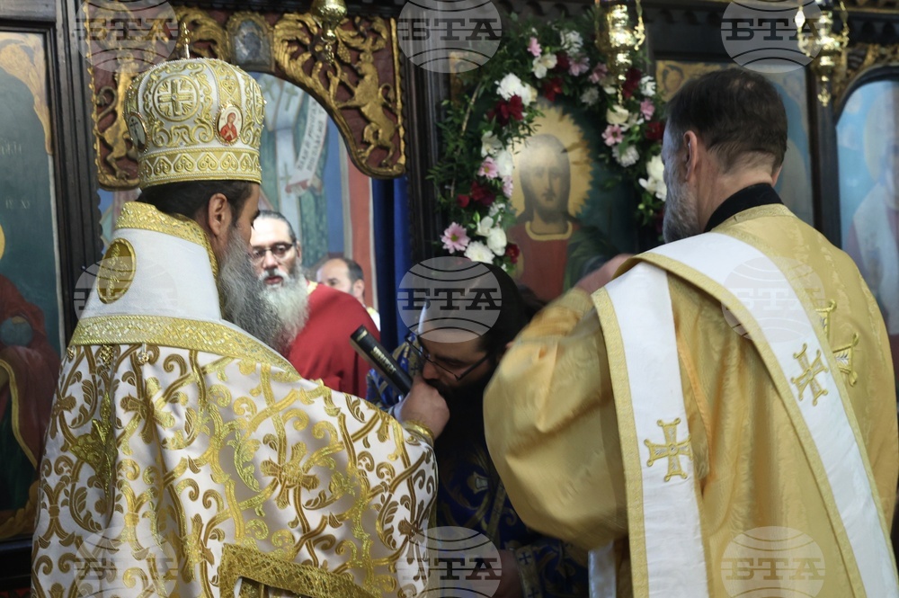 Храм „Св. Богородица - Живоприемни източник“ - Патриарх Даниил - литургия