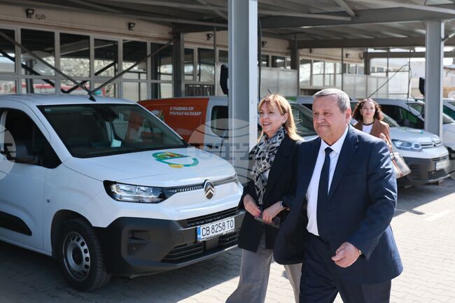 Около 30 са сигналите за опити да се въздейства на вота на гражданите чрез инструментите на социалната политика, каза социалният министър Хасан Адемов