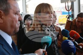 Министър - Складово-производствена зона - посещение - Екатерина Асенова