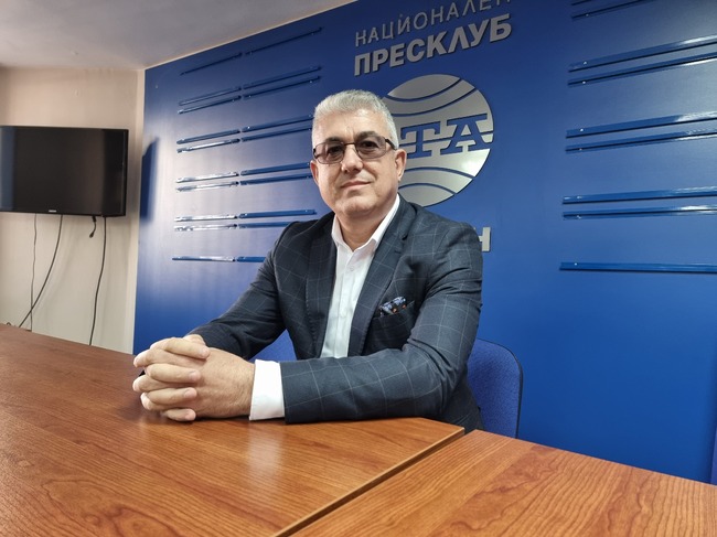 Благодарение на Априлското въстание имаме Третата българска държава, каза директорът на РИМ – Сливен доц. д-р Николай Сираков   