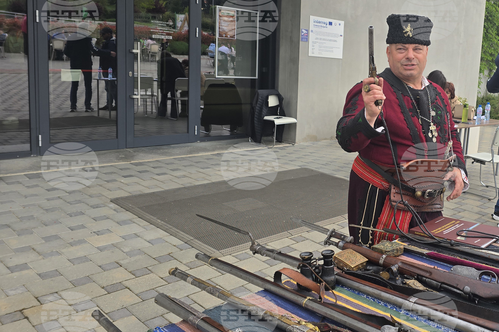 Петрич - Исторически музей - представяне на колекция с огнестрелни оръжия