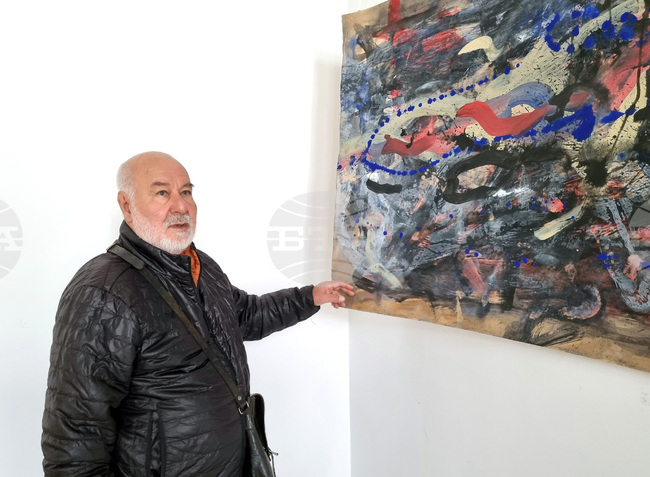 Варна - Градска художествена галерия - Веско Велев - изложба „Върху хартия”