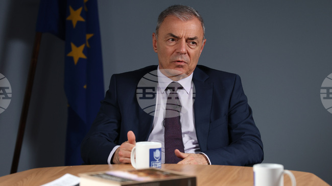 Министърът на образованието и науката проф. Сергей Игнатов в Студио „Аз-буки“: С 5500 инициативи българските училища отбелязват 150-годишнината от Априлското въстание