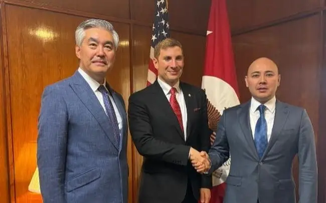 Казинформ: Казахстан и САЩ обсъдиха възможностите за задълбочаване на икономическото сътрудничество