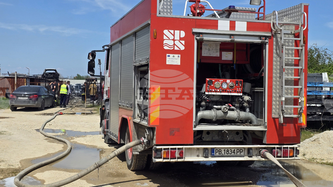 Потушени са 57 пожара в страната през изминалото денонощие, един е пострадал 