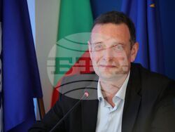 Национален пресклуб на БТА Бургас - турнир по информатика - пресконференция