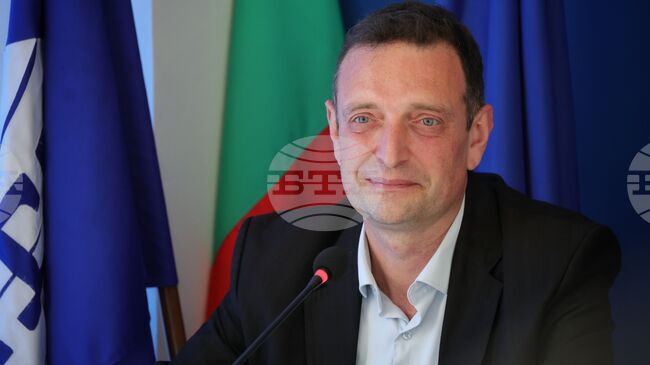 През май за осма поредна година в Бургас ще се проведе ученическото състезание по програмиране Code@Burgas