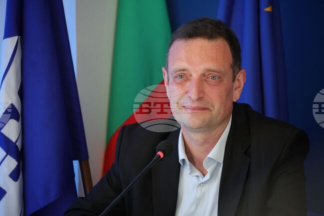 През май за осма поредна година в Бургас ще се проведе ученическото състезание по програмиране Code@Burgas