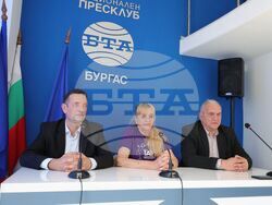 Национален пресклуб на БТА Бургас - турнир по информатика - пресконференция
