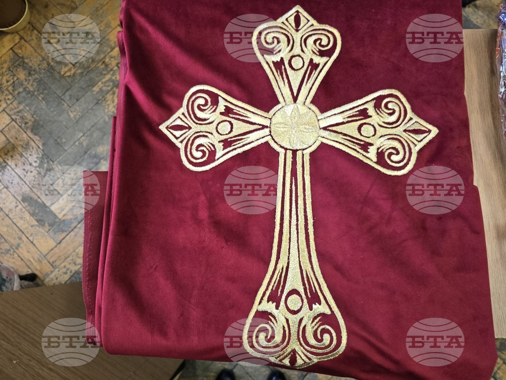 Панагюрище - 150 години Априлско въстание - дарение