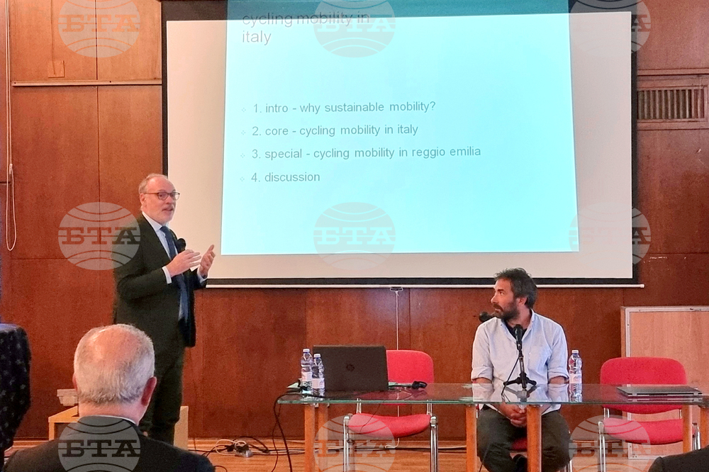 Конференция - „Велосипедна мобилност в Италия и в Реджо Емилия“