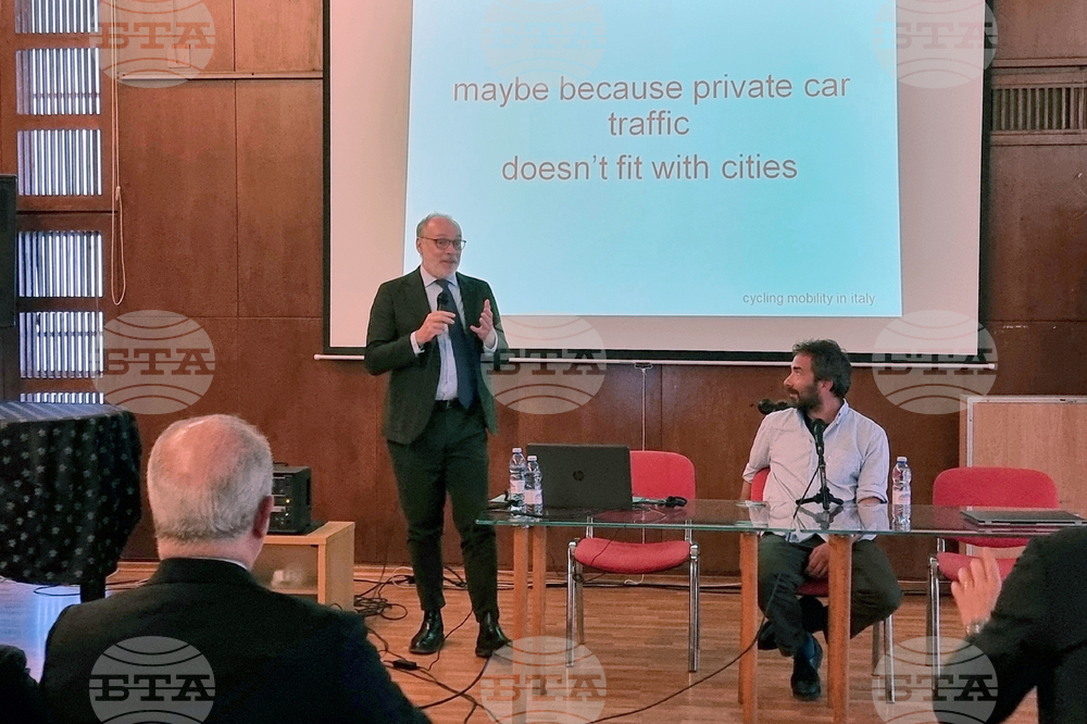 Конференция - „Велосипедна мобилност в Италия и в Реджо Емилия“