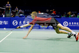 Axelsen Retires Badminton