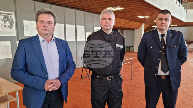 Създадена е пълна организация за опазване на обществения ред и сигурността в област Враца за предстоящите избори, обявиха от полицията 