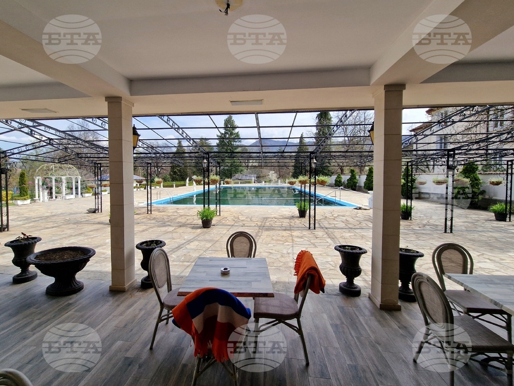 Вършец - хотел „Медикус“ - реновация