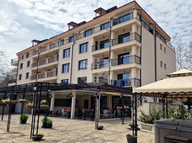 Вършец - хотел „Медикус“ - реновация