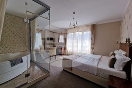 Вършец - хотел „Медикус“ - реновация