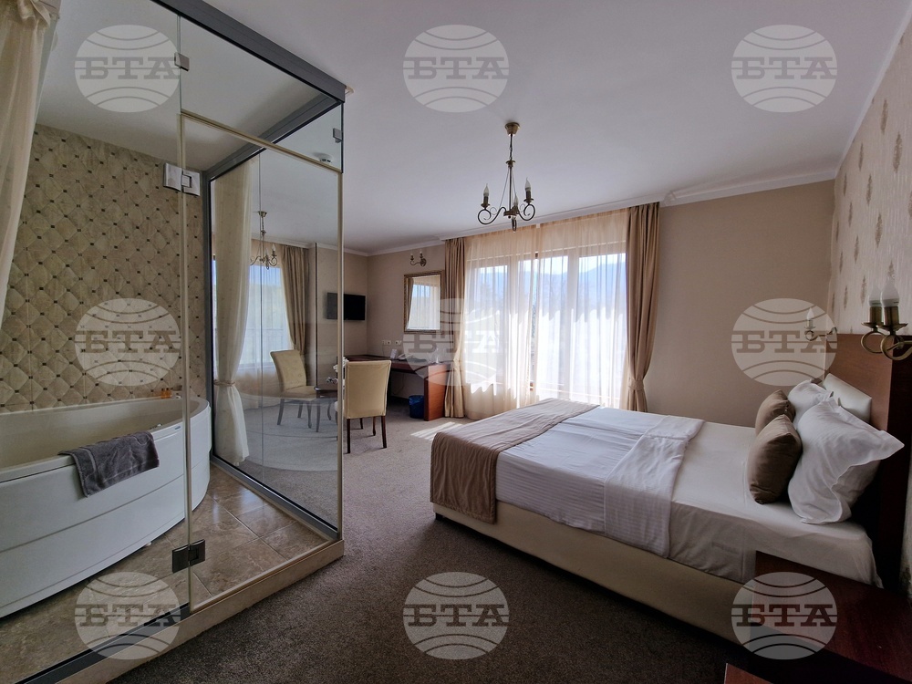 Вършец - хотел „Медикус“ - реновация