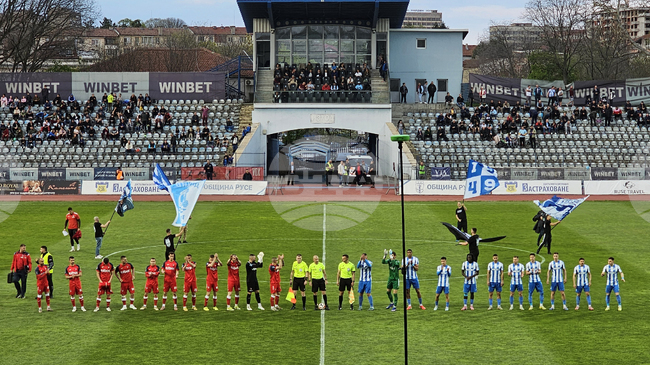 Лидерът Дунав и Марек не си отбелязаха гол в мач от Втора лига