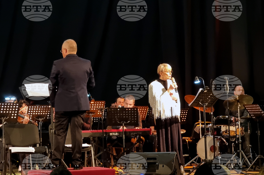 Ямбол - Камелия Тодорова и Симфониета Шумен - концерт