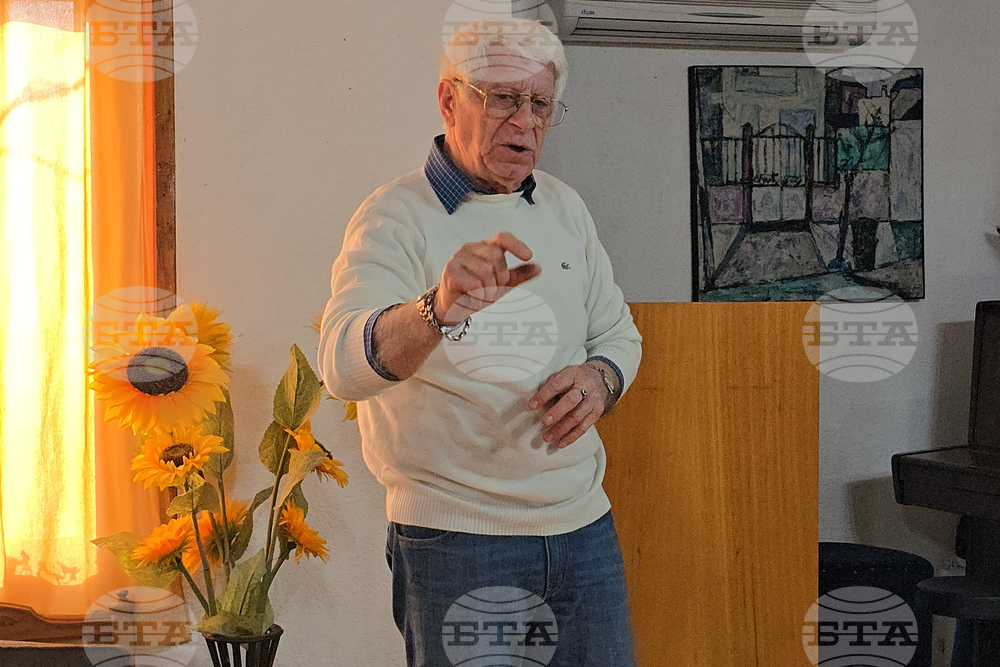 Ловеч - Борислав Костов - книга - представяне