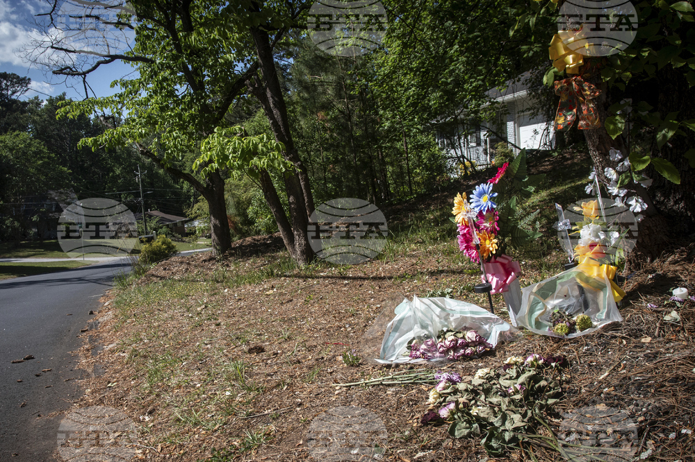 4 Photos for US--Georgia Shootings