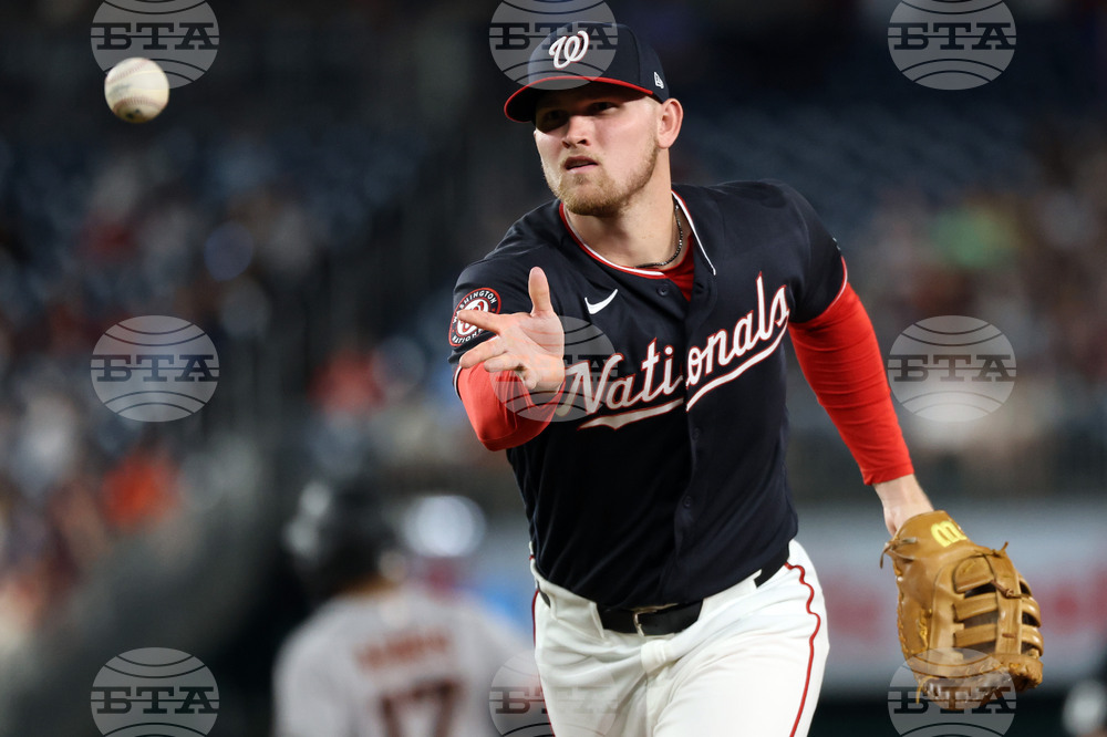 Giants Nationals Baseball