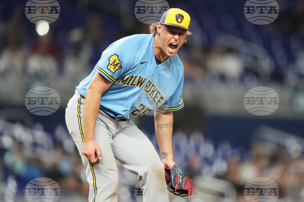 Brewers Marlins Baseball