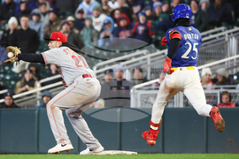 Reds Twins Baseball