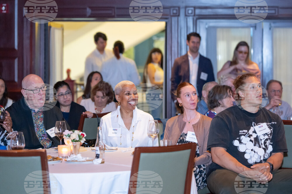 "People vs. Politics" Premiere