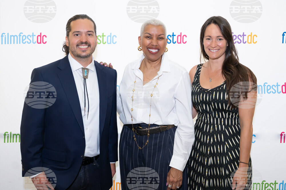 "People vs. Politics" Premiere