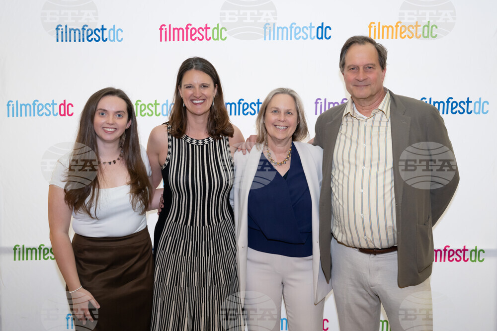 "People vs. Politics" Premiere