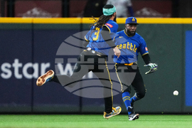 Rangers Mariners Baseball