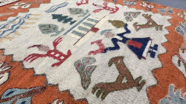 Творческо ателие по килимарство за деца и възрастни организират от галерията в Казанлък