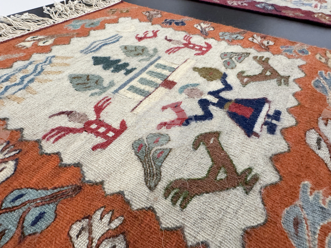 Творческо ателие по килимарство за деца и възрастни организират от галерията в Казанлък